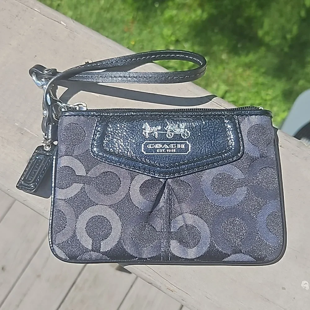 Coach Op Art logo wristlet
